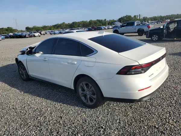 1HGCY1F32RA034589 2024 HONDA ACCORD - Image 2