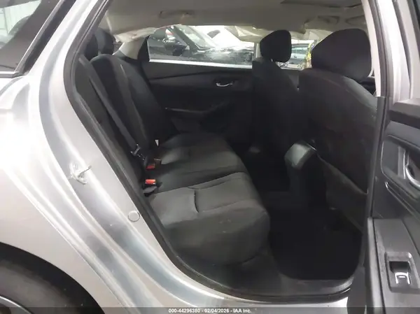 1HGCY1F32RA043163 2024 HONDA ACCORD - Image 8