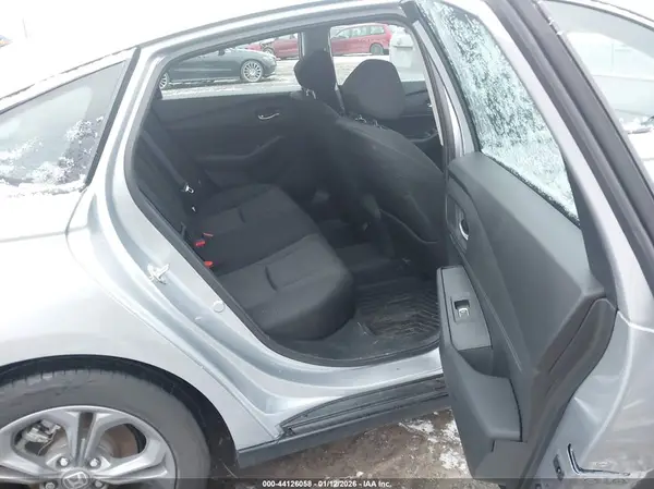 1HGCY1F32RA045429 2024 HONDA ACCORD - Image 8