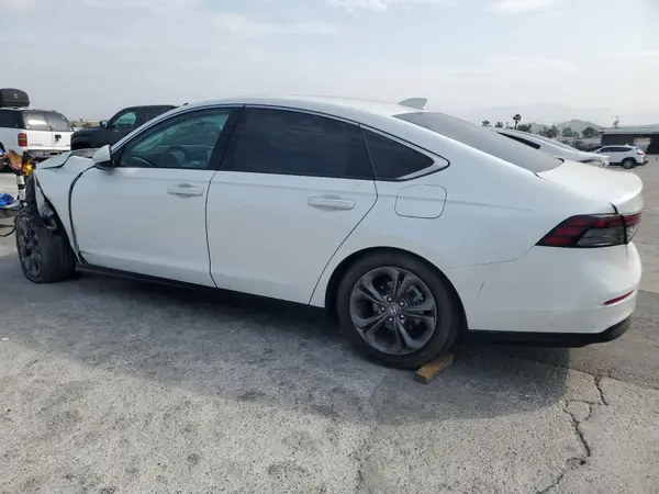 1HGCY1F32RA051781 2024 HONDA ACCORD - Image 2