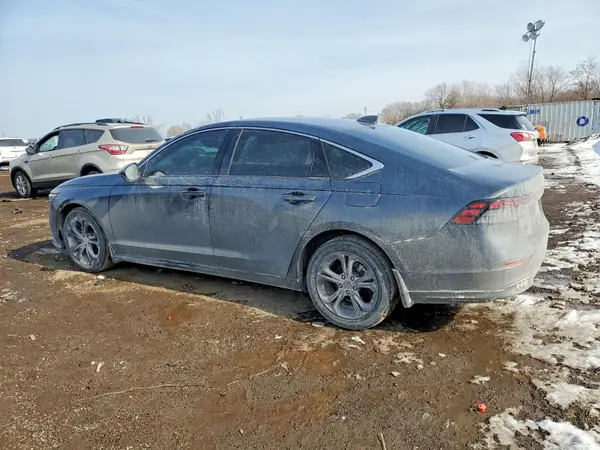 1HGCY1F32RA052624 2024 HONDA ACCORD - Image 2