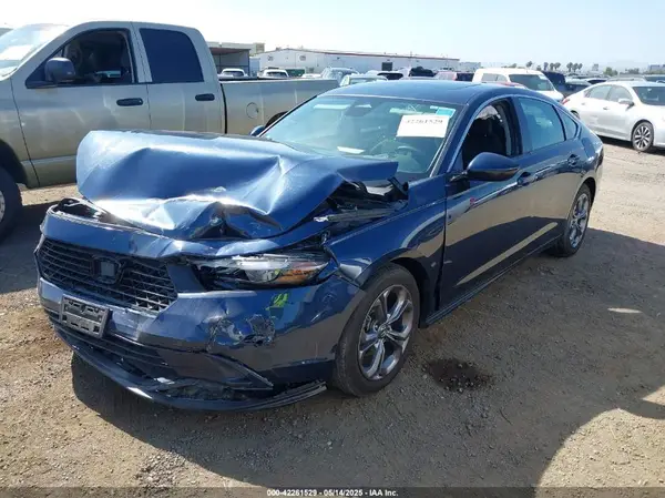 1HGCY1F32RA061081 2024 HONDA ACCORD - Image 2