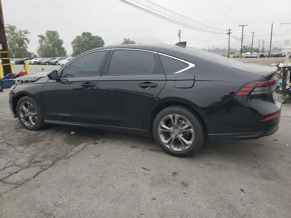 1HGCY1F32RA062635 2024 HONDA ACCORD - Image 2