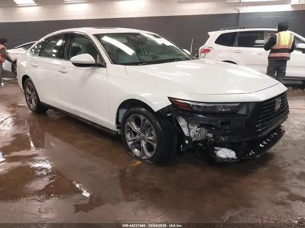 1HGCY1F32RA068161 2024 HONDA ACCORD - Image 1