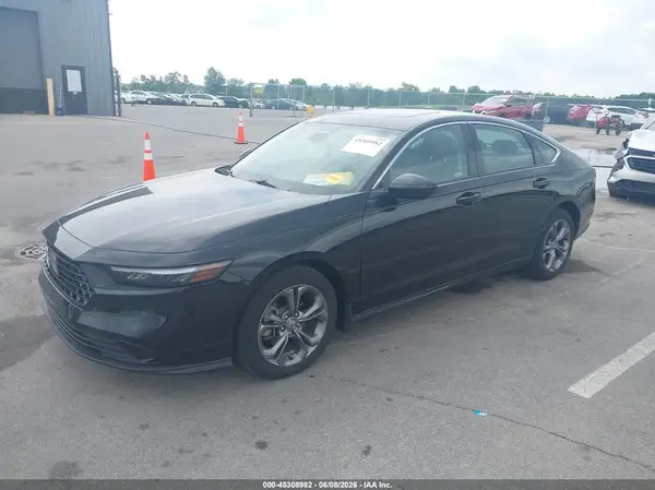 1HGCY1F32RA070122 2024 HONDA ACCORD - Image 2
