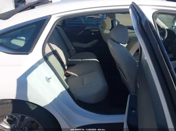 1HGCY1F32RA071206 2024 HONDA ACCORD - Image 8