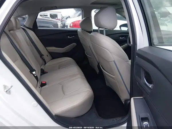 1HGCY1F32RA083498 2024 HONDA ACCORD - Image 8