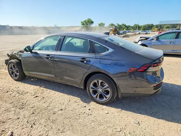 1HGCY1F32RA086501 2024 HONDA ACCORD - Image 2