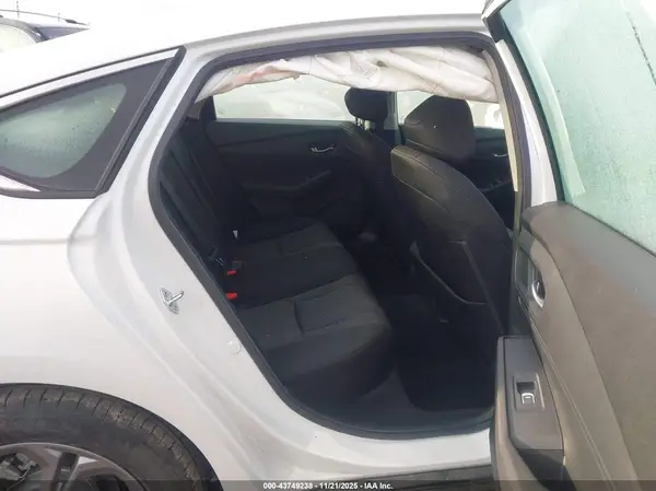 1HGCY1F32RA090077 2024 HONDA ACCORD - Image 8