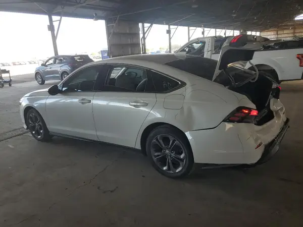 1HGCY1F33PA034498 2023 HONDA ACCORD - Image 2