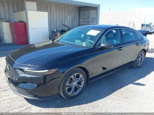 1HGCY1F33RA004890 2024 HONDA ACCORD - Image 2