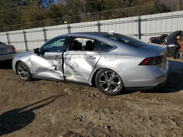 1HGCY1F33RA021043 2024 HONDA ACCORD - Image 2