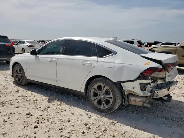 1HGCY1F33RA030597 2024 HONDA ACCORD - Image 2