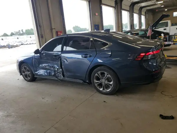 1HGCY1F33RA050087 2024 HONDA ACCORD - Image 2