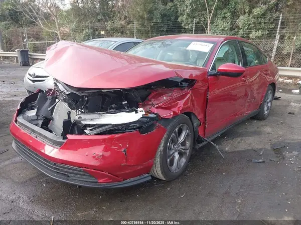 1HGCY1F33RA050817 2024 HONDA ACCORD - Image 2