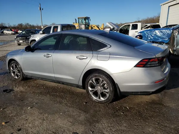 1HGCY1F33RA063535 2024 HONDA ACCORD - Image 2