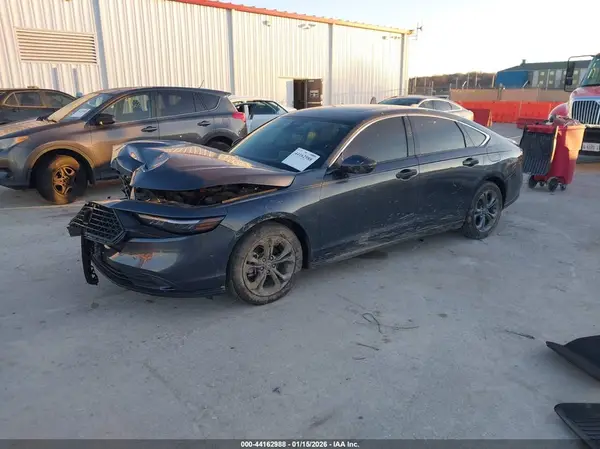 1HGCY1F33RA073854 2024 HONDA ACCORD - Image 2