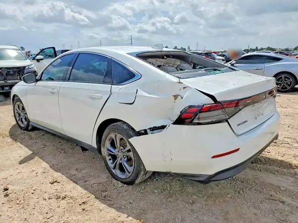 1HGCY1F33RA083414 2024 HONDA ACCORD - Image 2