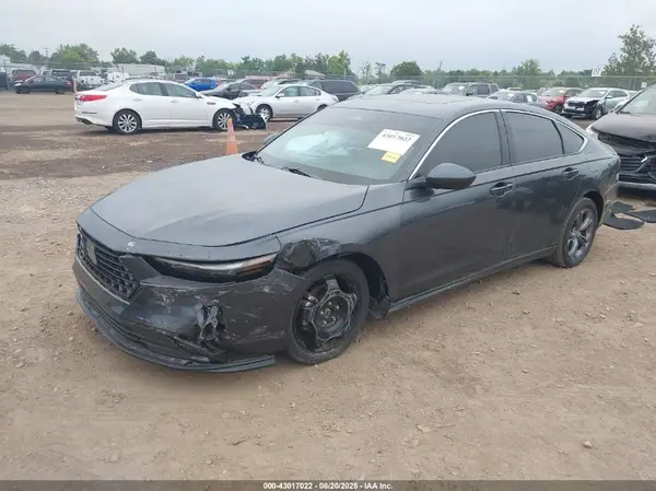 1HGCY1F33RA086975 2024 HONDA ACCORD - Image 2
