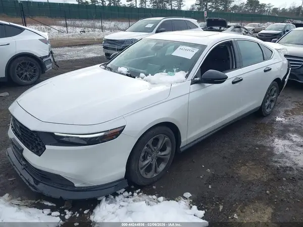1HGCY1F33RA088547 2024 HONDA ACCORD - Image 2