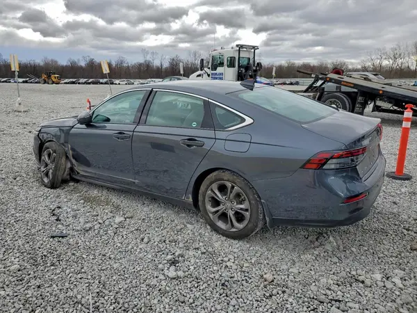 1HGCY1F34PA060513 2023 HONDA ACCORD - Image 2