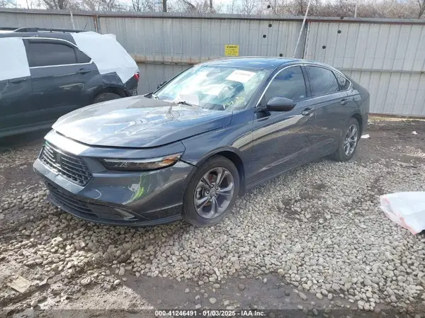 1HGCY1F34RA015185 2024 HONDA ACCORD - Image 2