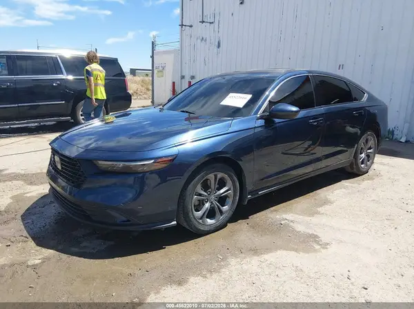1HGCY1F34RA029359 2024 HONDA ACCORD - Image 2