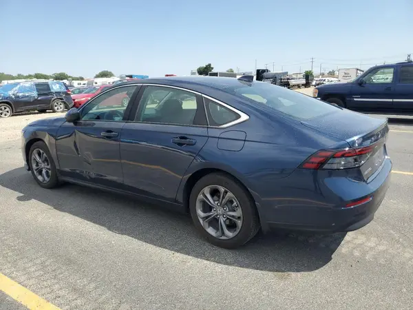 1HGCY1F34RA039955 2024 HONDA ACCORD - Image 2