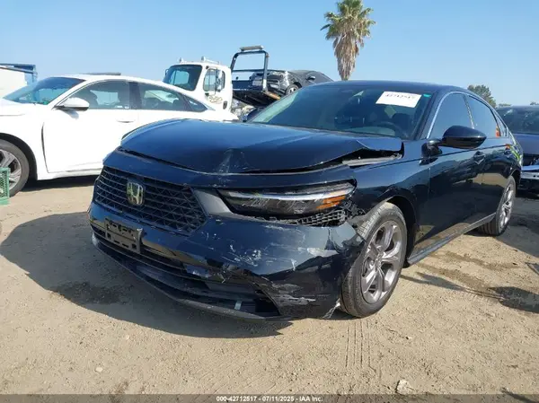 1HGCY1F34RA061034 2024 HONDA ACCORD - Image 2