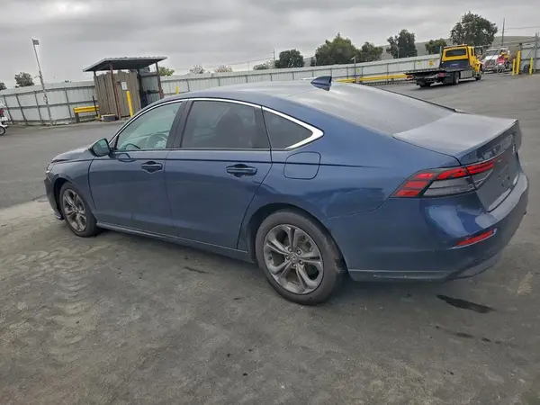1HGCY1F34RA066217 2024 HONDA ACCORD - Image 2