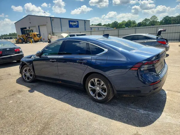1HGCY1F34RA066279 2024 HONDA ACCORD - Image 2