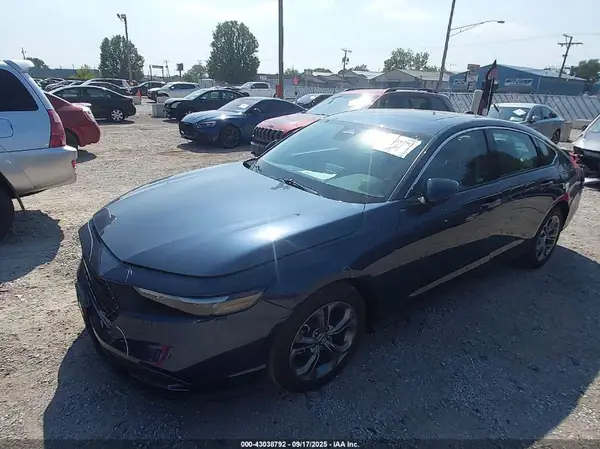 1HGCY1F34RA066380 2024 HONDA ACCORD - Image 2
