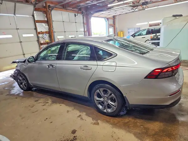 1HGCY1F34RA067223 2024 HONDA ACCORD - Image 2