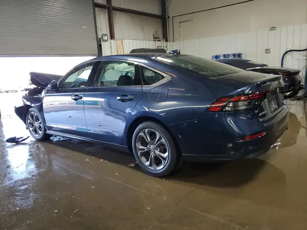 1HGCY1F34RA070381 2024 HONDA ACCORD - Image 2