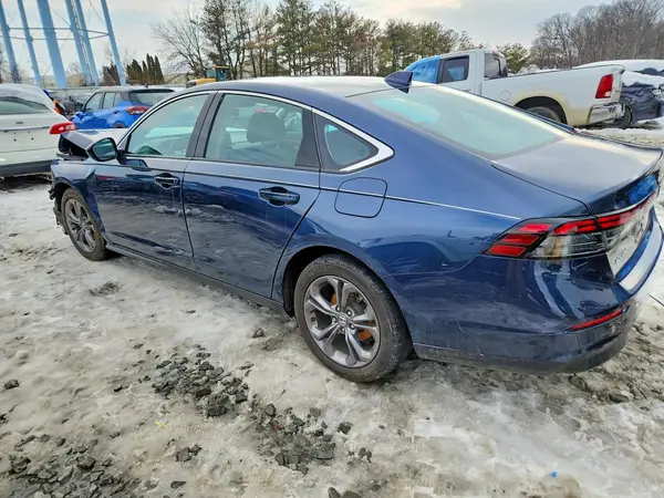 1HGCY1F34RA074110 2024 HONDA ACCORD - Image 2