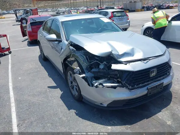 1HGCY1F34RA086550 2024 HONDA ACCORD - Image 1