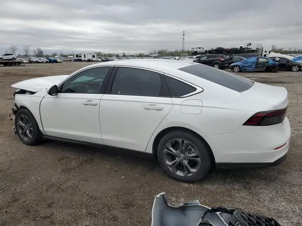 1HGCY1F34RA800547 2024 HONDA ACCORD - Image 2
