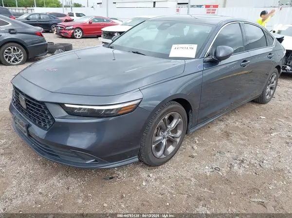 1HGCY1F35PA000353 2023 HONDA ACCORD - Image 2