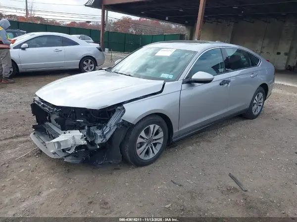 1HGCY1F35PA001843 2023 HONDA ACCORD - Image 2
