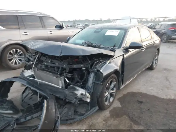 1HGCY1F35PA020070 2023 HONDA ACCORD - Image 2