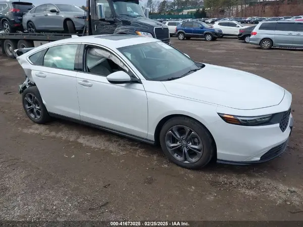 1HGCY1F35PA034275 2023 HONDA ACCORD - Image 1