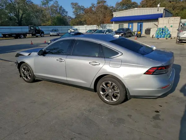 1HGCY1F35PA046393 2023 HONDA ACCORD - Image 2