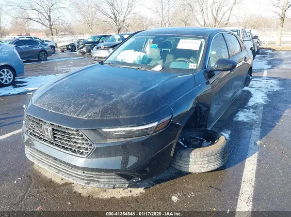 1HGCY1F35PA047821 2023 HONDA ACCORD - Image 2