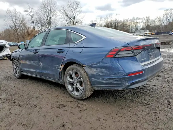 1HGCY1F35PA061167 2023 HONDA ACCORD - Image 2