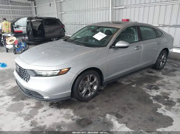 1HGCY1F35RA008486 2024 HONDA ACCORD - Image 2