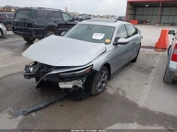 1HGCY1F35RA008813 2024 HONDA ACCORD - Image 2