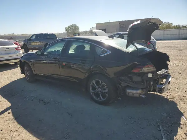 1HGCY1F35RA011744 2024 HONDA ACCORD - Image 2