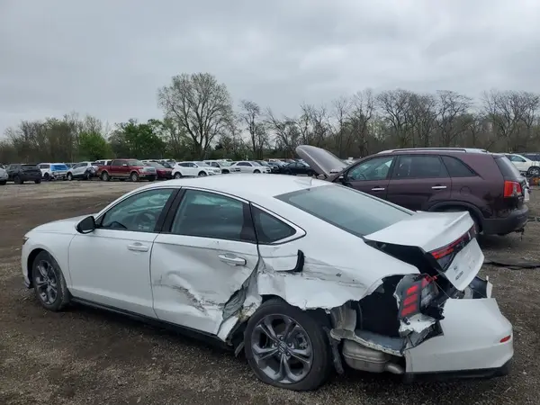 1HGCY1F35RA012408 2024 HONDA ACCORD - Image 2