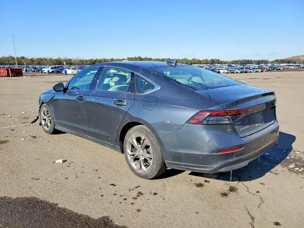 1HGCY1F35RA029886 2024 HONDA ACCORD - Image 2