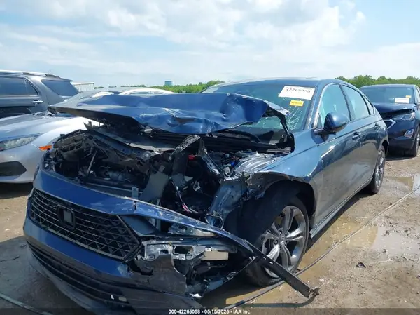 1HGCY1F35RA032013 2024 HONDA ACCORD - Image 2